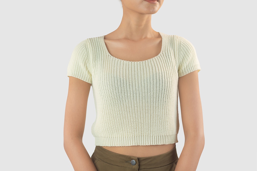 GH23072 Knitted Crop Top