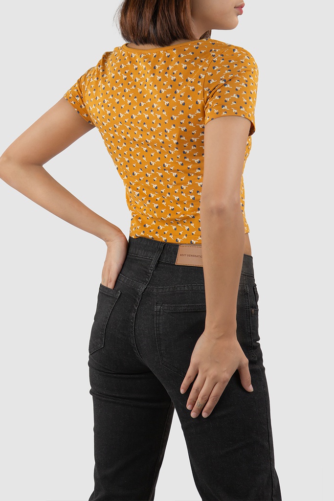 GH23120 Square Neck Top Lady