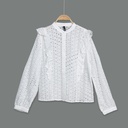 XH113291 Lace Blouse Lady