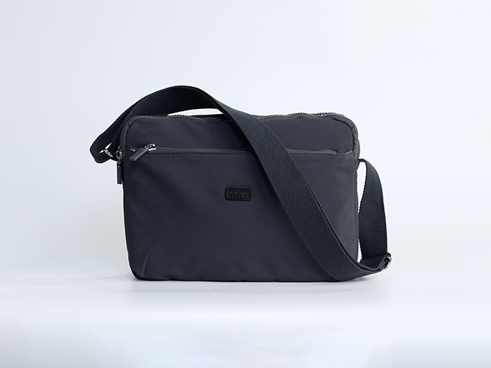 ZLB1674 Crossbody Bag